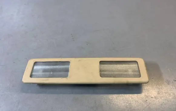 BMW 5 E39 Other interior light 134542