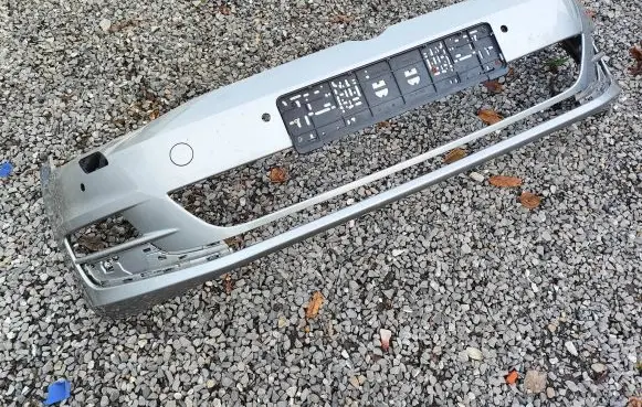 Volkswagen Golf VII Front bumper 5G0807221