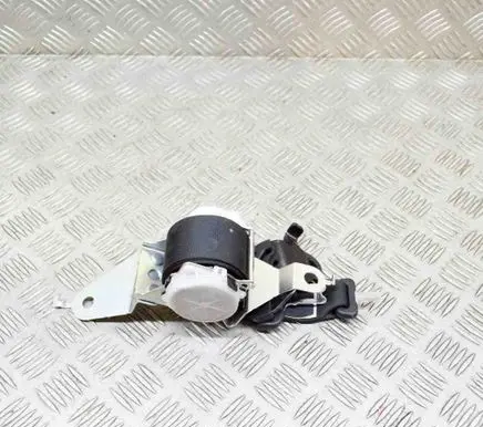 Lexus NX Middle seatbelt (rear) 7H6920