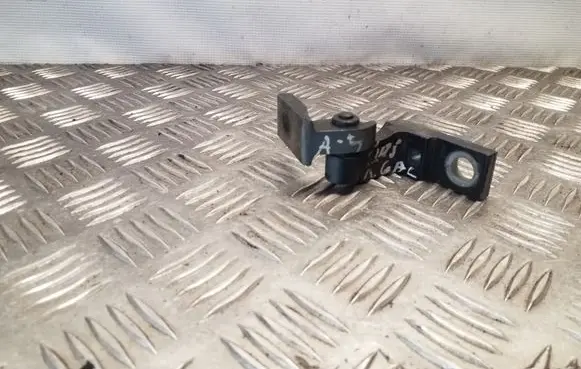 Audi A4 S4 B7 8E 8H Rear door upper hinge