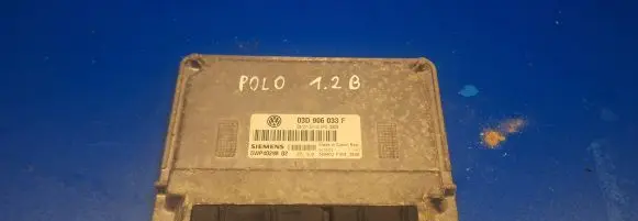 Volkswagen Polo IV 9N3 Engine control unit/module 03D906033F 5WP4029802