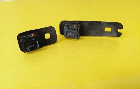 Peugeot 207 Tailgate/boot open switch button 
