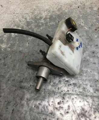 Renault Master III Master brake cylinder 033508-9049