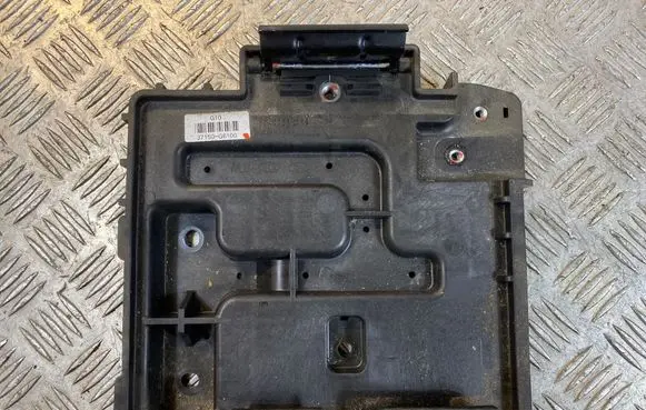 KIA Picanto Battery box tray 37150G6100