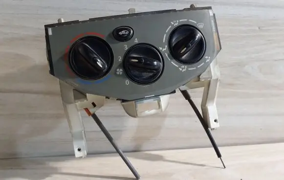 Opel Vivaro Climate control unit