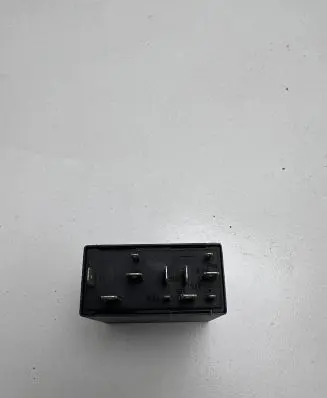 Audi A4 S4 B5 8D Other relay 4B0955531A