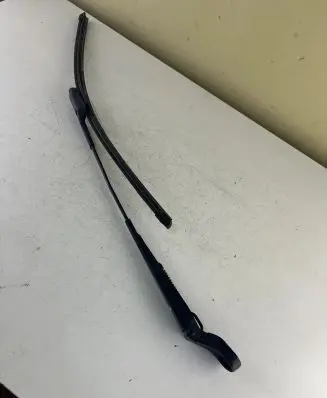 Skoda Fabia Mk2 (5J) Front wiper blade arm 5J1955409