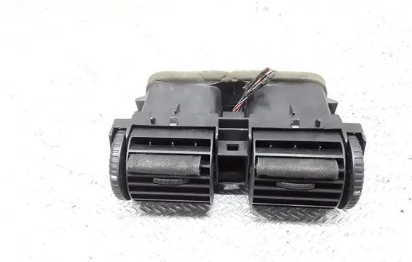 Opel Astra G Dash center air vent grill 90560344