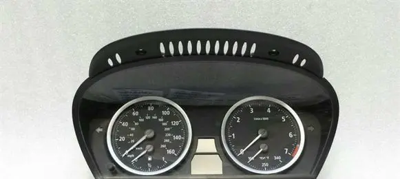 BMW 5 E60 E61 Speedometer (instrument cluster) 6944118