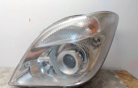 Mercedes-Benz Sprinter W906 Headlight/headlamp 24738100
