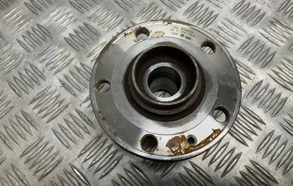 Skoda Yeti (5L) Rear wheel ball bearing 