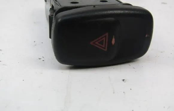 KIA Sephia Hazard light switch 