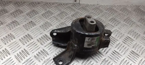 Hyundai i30 Engine mount bracket 130906351310