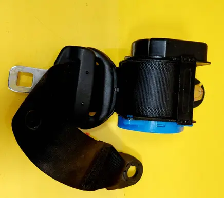 Daewoo Lanos Rear seatbelt 0426105