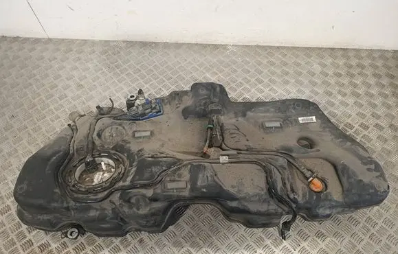 Volvo S60 Fuel tank 31405480 31478784 31405477