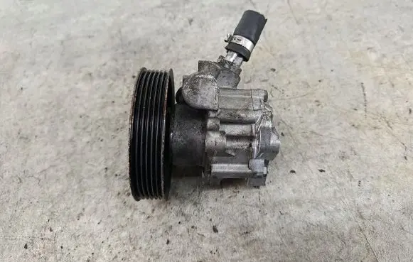 Audi A4 S4 B6 8E 8H Power steering pump 8E0145155NZF