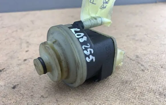BMW X5 F15 Fuel filter heater 8572519 13328572519 13328517897
