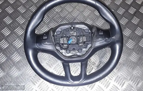 Peugeot 208 Steering wheel 619138200C
