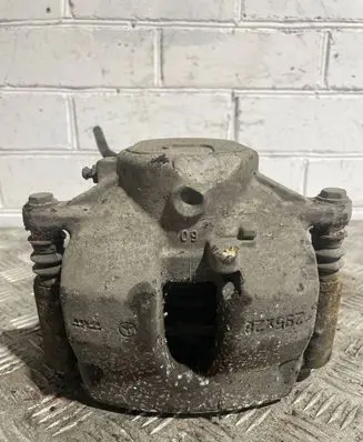 Mercedes-Benz C W204 Front brake caliper 29528