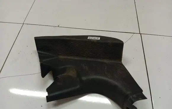 Opel Omega B1 Rear sill trim cover