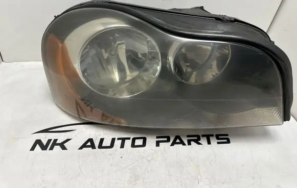 Volvo XC90 Headlight/headlamp 30678175 89009429