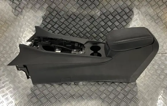 Nissan Qashqai J12 Center console PU14676