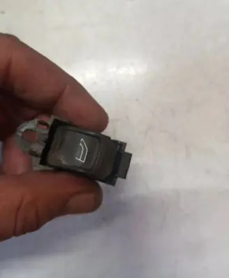Volvo V70 Electric window control switch 30773272