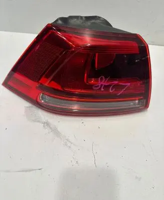 Volkswagen Golf VII Rear/tail lights 5G0945095B 90029151