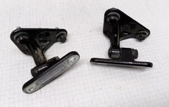 Mercedes-Benz E W211 Front door hinge set 