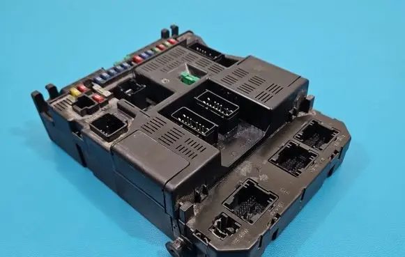 Peugeot 307 Central body control module 9644098080 IMPRK1526117