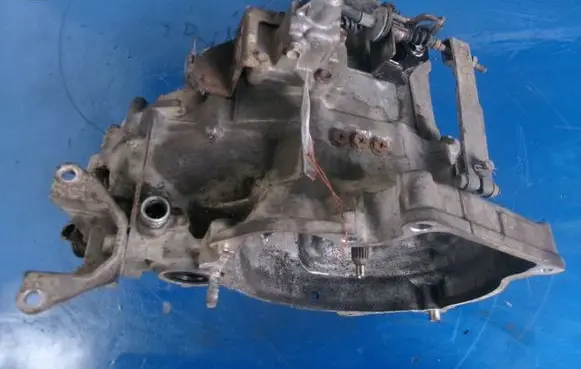 Suzuki Swift Cultus Manual 6 speed gearbox 
