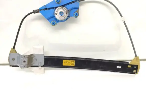Audi A4 S4 B7 8E 8H Rear door manual window regulator 8E0839462B