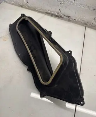 Mercedes-Benz S C217 Other engine bay part 
