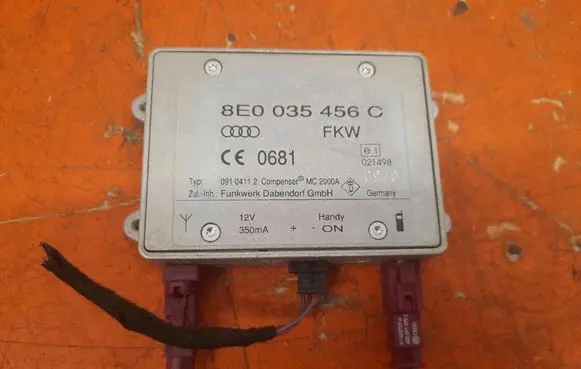 Audi Q7 4L Sound amplifier 8E035456C