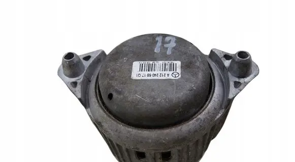 Mercedes-Benz C W204 Engine mounting bracket A2122406817