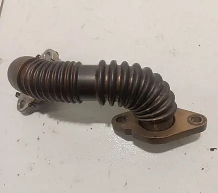 Renault Master III EGR valve line/pipe/hose 310032027