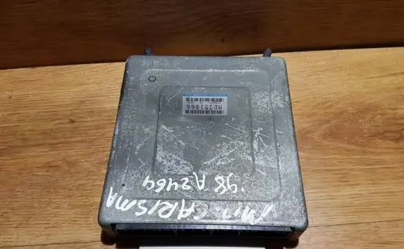 Mitsubishi Carisma Engine control unit/module md351866 e2t68374