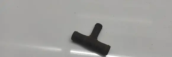 Volkswagen Golf III Coolant pipe/hose 