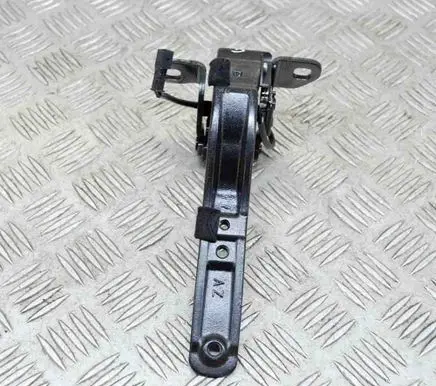 BMW i3 Tailgate/trunk/boot hinge 7296773 A046574