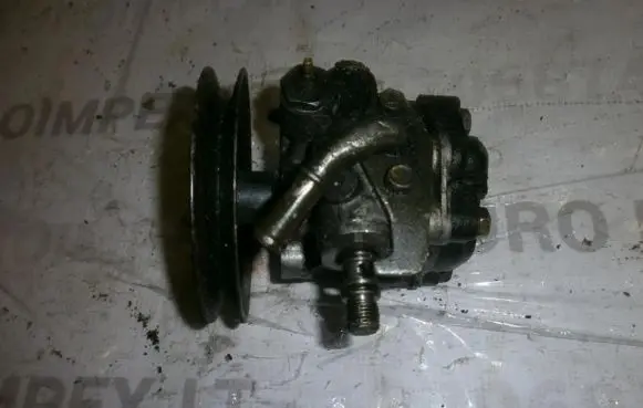 Mitsubishi Eclipse Power steering pump