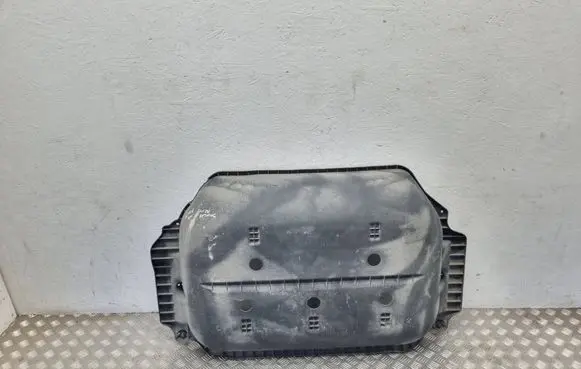 Skoda Octavia Mk3 (5E) Trunk boot underbody cover/under tray 5Q0825197G 5Q0825197F