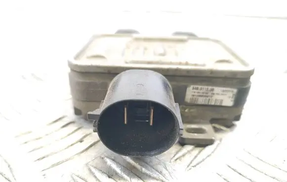 Volvo S60 Coolant fan relay 181003299610 940011200 RPL0000
