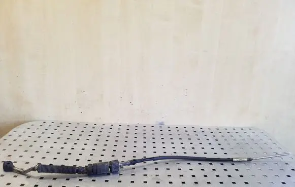 Gear shift cable linkage