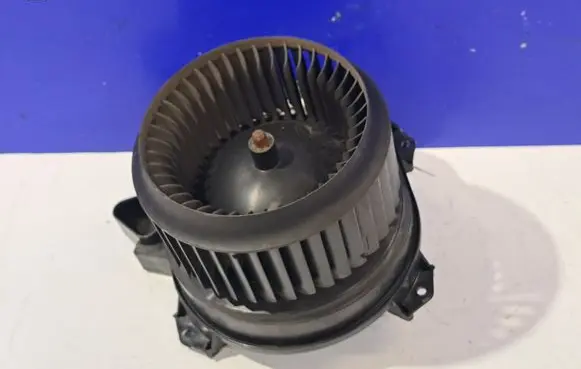 Mercedes-Benz GLA W156 Heater fan/blower A2469064300