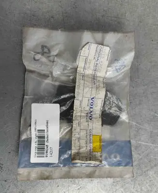 Volvo S80 Front tow hook cap/cover 9190245