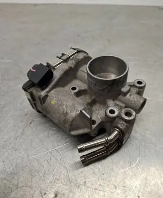 Toyota Yaris Throttle valve 220300Q020