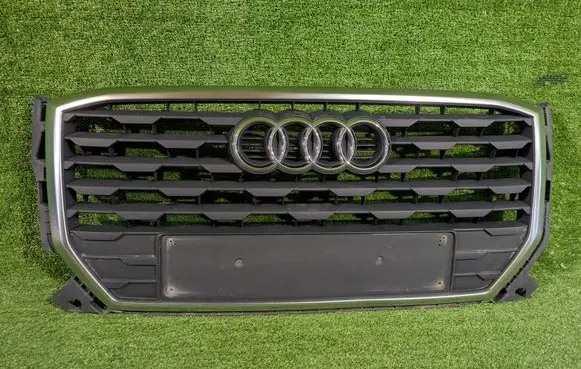 Audi Q2 - Front bumper upper radiator grill 81A853651
