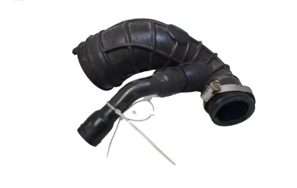 Ford Fusion Air intake hose/pipe 9689047480