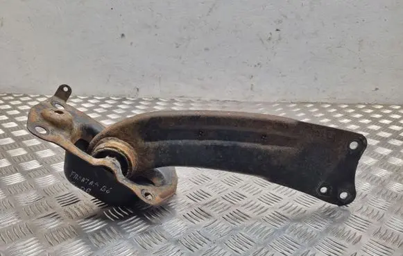 Volkswagen PASSAT B6 Rear upper control arm/wishbone 3C0501476A 3C0505226A