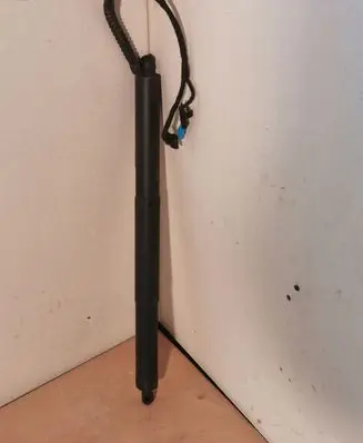 BMW X5 F15 Tailgate/trunk strut/damper 7434041